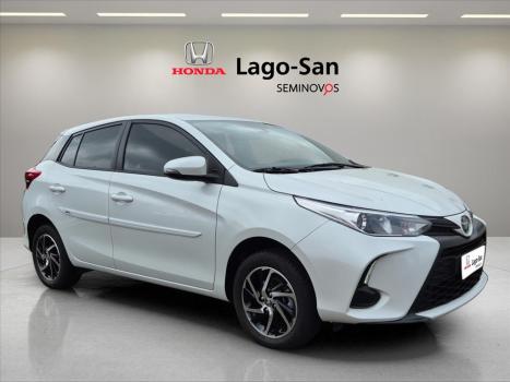 TOYOTA Yaris Hatch 1.5 16V 4P FLEX XS CONNECT MULTIDRIVE AUTOMTICO CVT, Foto 4