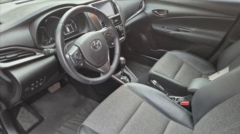 TOYOTA Yaris Hatch 1.5 16V 4P FLEX XS CONNECT MULTIDRIVE AUTOMTICO CVT, Foto 8