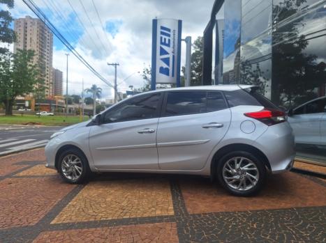 TOYOTA Yaris Hatch 1.5 16V 4P FLEX XS MULTIDRIVE AUTOMTICO CVT, Foto 5