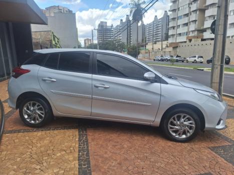 TOYOTA Yaris Hatch 1.5 16V 4P FLEX XS MULTIDRIVE AUTOMTICO CVT, Foto 6