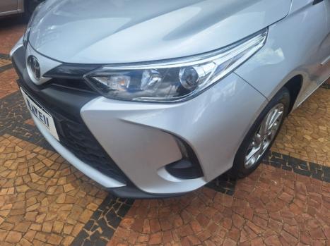 TOYOTA Yaris Hatch 1.5 16V 4P FLEX XS MULTIDRIVE AUTOMTICO CVT, Foto 7