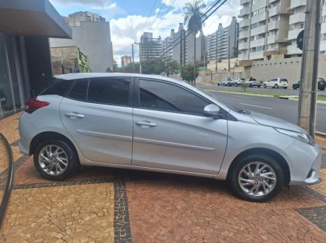 TOYOTA Yaris Hatch 1.5 16V 4P FLEX XS MULTIDRIVE AUTOMTICO CVT, Foto 15