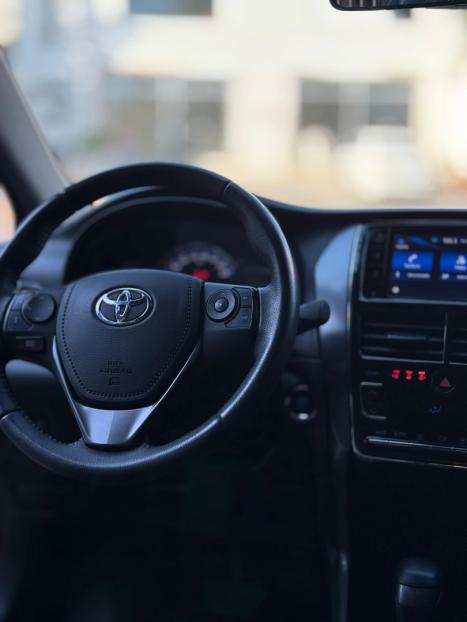 TOYOTA Yaris Hatch 1.5 16V 4P FLEX XS CONNECT MULTIDRIVE AUTOMÁTICO CVT, Foto 15 TOYOTA Yaris Hatch 1.5 16V 4P FLEX XS CONNECT MULTIDRIVE AUTOMÁTICO CVT, Foto 15