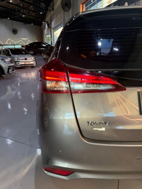 TOYOTA Yaris Hatch 1.5 16V 4P FLEX XLS CONNECT MULTIDRIVE AUTOMTICO CVT, Foto 7