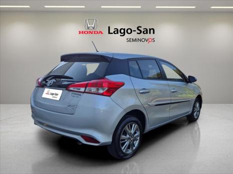 TOYOTA Yaris Hatch 1.5 16V 4P FLEX XL PLUS CONNECT MULTIDRIVE AUTOMTICO CVT, Foto 3