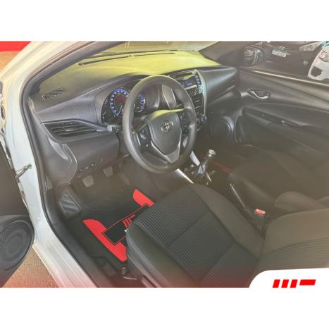 TOYOTA Yaris Hatch 1.3 16V 4P FLEX XL, Foto 9
