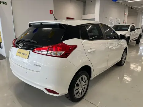 TOYOTA Yaris Hatch 1.5 16V 4P FLEX XL MULTIDRIVE AUTOMTICO CVT, Foto 6