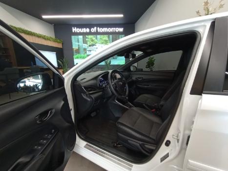 TOYOTA Yaris Hatch 1.5 16V 4P FLEX XS CONNECT MULTIDRIVE AUTOMTICO CVT, Foto 13