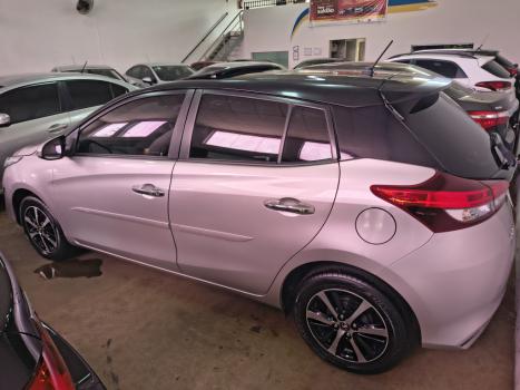 TOYOTA Yaris Hatch 1.5 16V 4P FLEX XLS CONNECT MULTIDRIVE AUTOM�TICO CVT, Foto 3