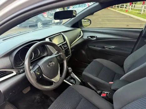 TOYOTA Yaris Hatch 1.5 16V 4P FLEX XL PLUS CONNECT MULTIDRIVE AUTOM�TICO CVT, Foto 5