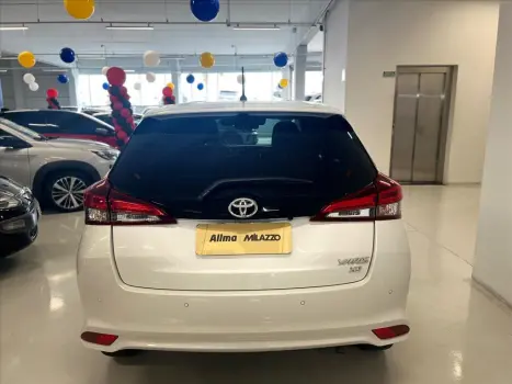 TOYOTA Yaris Hatch 1.5 16V 4P FLEX XS MULTIDRIVE AUTOM�TICO CVT, Foto 5