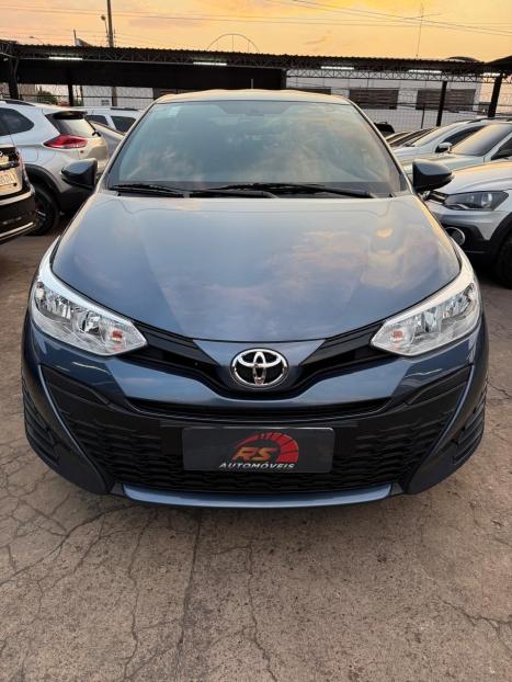 TOYOTA Yaris Hatch 1.5 16V 4P FLEX XL PLUS CONNECT MULTIDRIVE AUTOM�TICO CVT, Foto 2