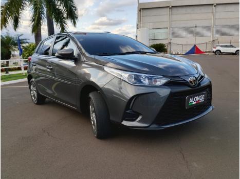 TOYOTA Yaris Hatch 1.5 16V 4P FLEX XS CONNECT MULTIDRIVE AUTOM�TICO CVT, Foto 2