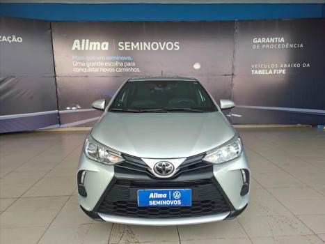 TOYOTA Yaris Hatch 1.5 16V 4P FLEX XL MULTIDRIVE AUTOM�TICO CVT, Foto 2