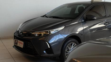 TOYOTA Yaris Hatch 1.5 16V 4P FLEX XS CONNECT MULTIDRIVE AUTOM�TICO CVT, Foto 3