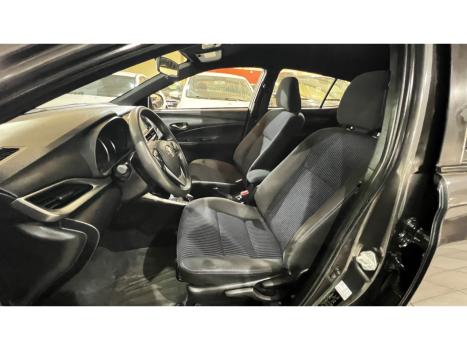 TOYOTA Yaris Hatch 1.5 16V 4P FLEX XL MULTIDRIVE AUTOM�TICO CVT, Foto 10