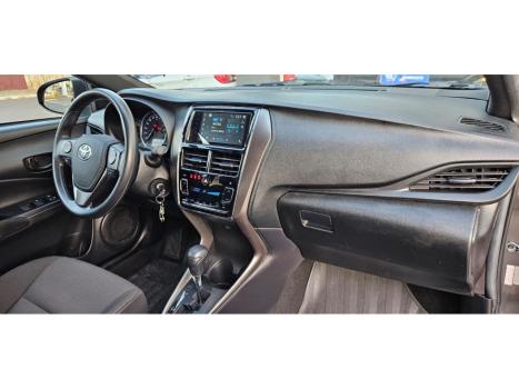 TOYOTA Yaris Hatch 1.5 16V 4P FLEX XL MULTIDRIVE AUTOM�TICO CVT, Foto 10