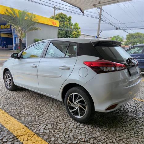 TOYOTA Yaris Hatch 1.5 16V 4P FLEX XS CONNECT MULTIDRIVE AUTOM�TICO CVT, Foto 6