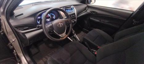 TOYOTA Yaris Hatch 1.3 16V 4P FLEX XL MULTIDRIVE AUTOM�TICO CVT, Foto 8