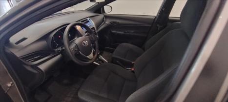TOYOTA Yaris Hatch 1.3 16V 4P FLEX XL MULTIDRIVE AUTOM�TICO CVT, Foto 10