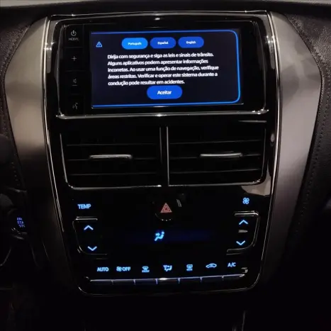 TOYOTA Yaris Hatch 1.5 16V 4P FLEX XS MULTIDRIVE AUTOM�TICO CVT, Foto 8