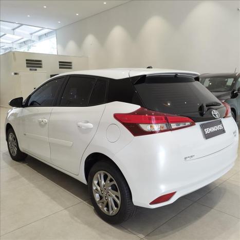TOYOTA Yaris Hatch 1.5 16V 4P FLEX XS MULTIDRIVE AUTOM�TICO CVT, Foto 6