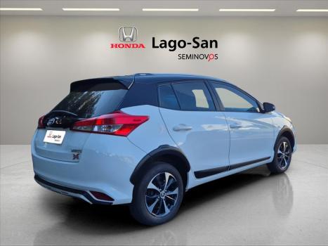 TOYOTA Yaris Hatch 1.5 16V 4P FLEX X WAY CONNECT MULTIDRIVE AUTOM�TICO CVT, Foto 3