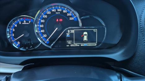 TOYOTA Yaris Hatch 1.5 16V 4P FLEX X WAY CONNECT MULTIDRIVE AUTOM�TICO CVT, Foto 9