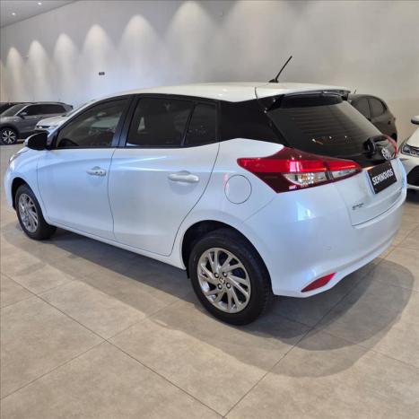 TOYOTA Yaris Hatch 1.5 16V 4P FLEX XS MULTIDRIVE AUTOM�TICO CVT, Foto 6