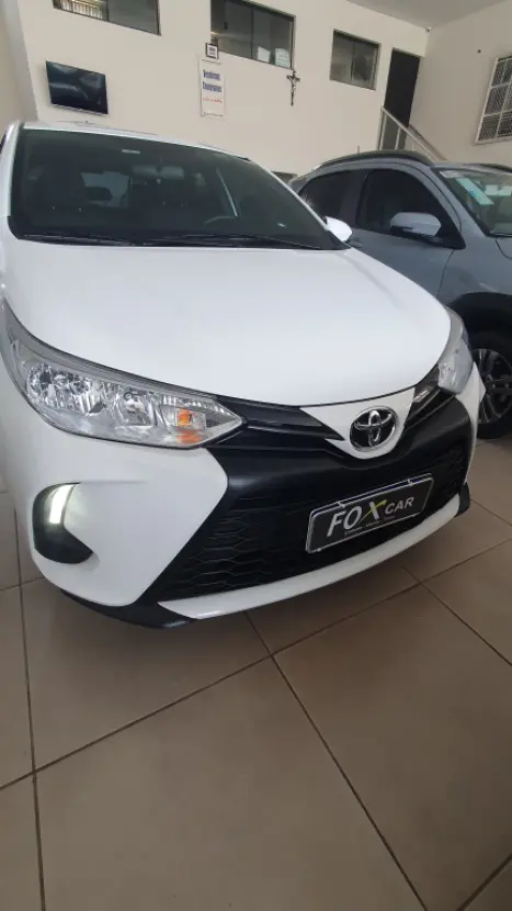 TOYOTA Yaris Hatch 1.5 16V 4P FLEX XL PLUS CONNECT MULTIDRIVE AUTOM�TICO CVT, Foto 6