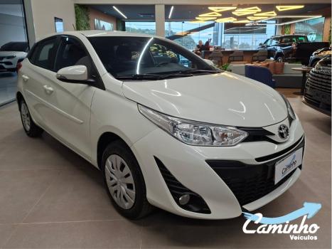 TOYOTA Yaris Hatch 1.3 16V 4P FLEX XL MULTIDRIVE AUTOM�TICO CVT, Foto 3