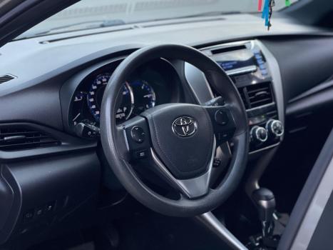 TOYOTA Yaris Hatch 1.3 16V 4P FLEX XL MULTIDRIVE AUTOM�TICO CVT, Foto 10