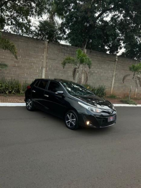 TOYOTA Yaris Hatch 1.5 16V 4P FLEX XS CONNECT MULTIDRIVE AUTOM�TICO CVT, Foto 2