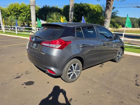 TOYOTA Yaris Hatch 1.3 16V 4P FLEX XL, Foto 5