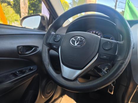 TOYOTA Yaris Hatch 1.3 16V 4P FLEX XL, Foto 8
