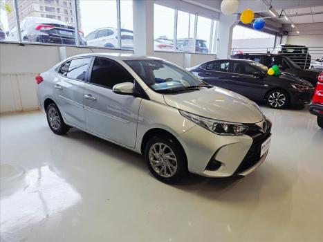 TOYOTA Yaris Hatch 1.5 16V 4P FLEX XLS MULTIDRIVE AUTOM�TICO CVT, Foto 3