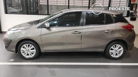 TOYOTA Yaris Hatch 1.3 16V 4P FLEX XL MULTIDRIVE AUTOM�TICO CVT, Foto 6