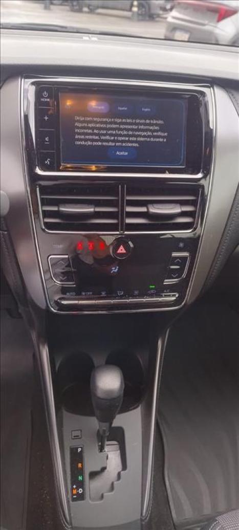 TOYOTA Yaris Hatch 1.5 16V 4P FLEX XL MULTIDRIVE AUTOM�TICO CVT, Foto 8