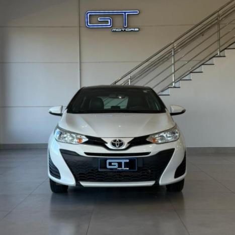 TOYOTA Yaris Hatch 1.5 16V 4P FLEX XL PLUS CONNECT MULTIDRIVE AUTOM�TICO CVT, Foto 3