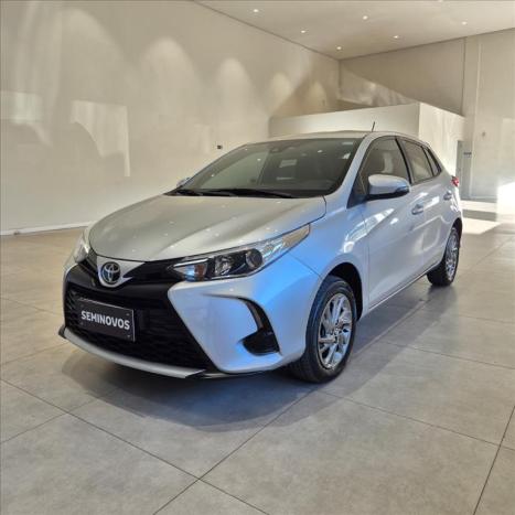 TOYOTA Yaris Hatch 1.5 16V 4P FLEX XS MULTIDRIVE AUTOM�TICO CVT, Foto 3