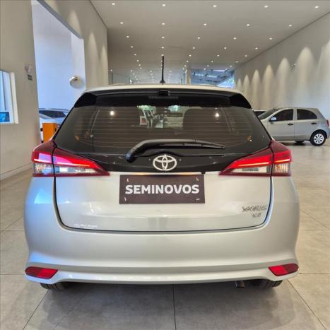 TOYOTA Yaris Hatch 1.5 16V 4P FLEX XS MULTIDRIVE AUTOM�TICO CVT, Foto 5