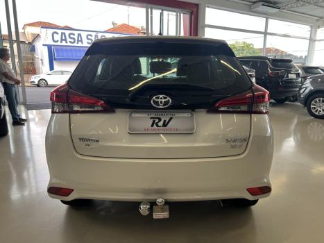 TOYOTA Yaris Hatch 1.5 16V 4P FLEX XLS MULTIDRIVE AUTOM�TICO CVT, Foto 4