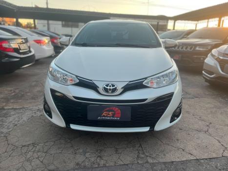 TOYOTA Yaris Hatch 1.5 16V 4P FLEX XS MULTIDRIVE AUTOM�TICO CVT, Foto 2