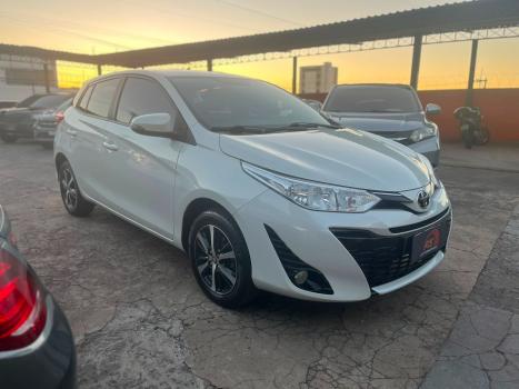 TOYOTA Yaris Hatch 1.5 16V 4P FLEX XS MULTIDRIVE AUTOM�TICO CVT, Foto 3