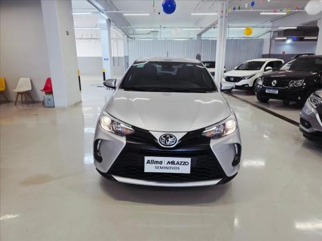 TOYOTA Yaris Hatch 1.5 16V 4P FLEX XS MULTIDRIVE AUTOM�TICO CVT, Foto 2