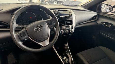 TOYOTA Yaris Hatch 1.3 16V 4P FLEX XL PLUS TECH MULTIDRIVE AUTOM�TICO CVT, Foto 3