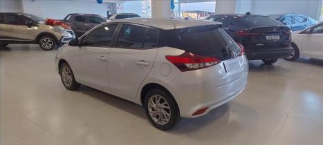 TOYOTA Yaris Hatch 1.5 16V 4P FLEX XS MULTIDRIVE AUTOM�TICO CVT, Foto 9