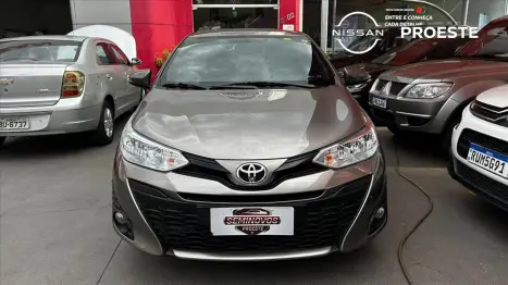 TOYOTA Yaris Hatch 1.3 16V 4P FLEX XL, Foto 2