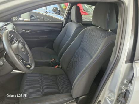 TOYOTA Yaris Hatch 1.5 16V 4P FLEX XL PLUS CONNECT MULTIDRIVE AUTOM�TICO CVT, Foto 9