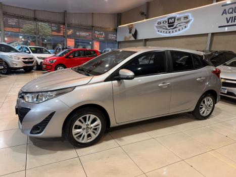 TOYOTA Yaris Hatch 1.3 16V 4P FLEX XL MULTIDRIVE AUTOM�TICO CVT, Foto 13